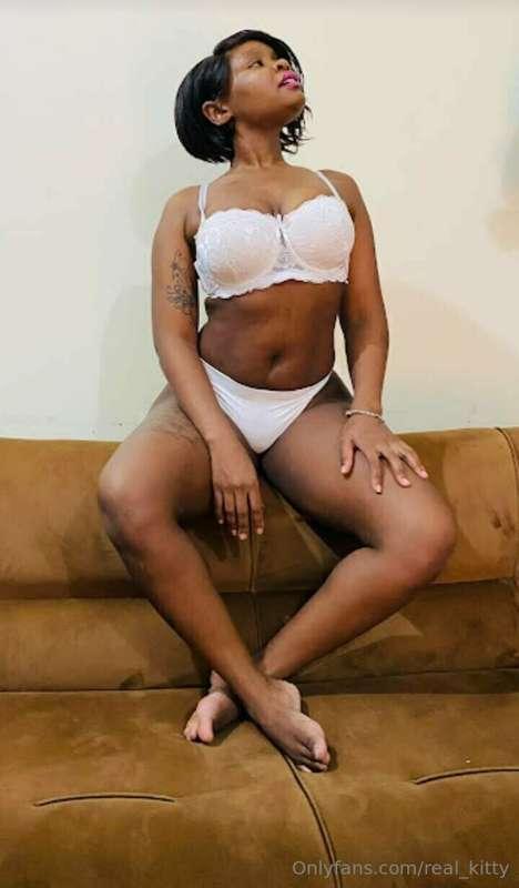 I wanna cuddle and do nasty shit 🙈😋