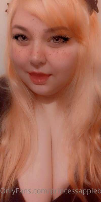 Just a bbw with big tits, nothing else to see here 🫢👀