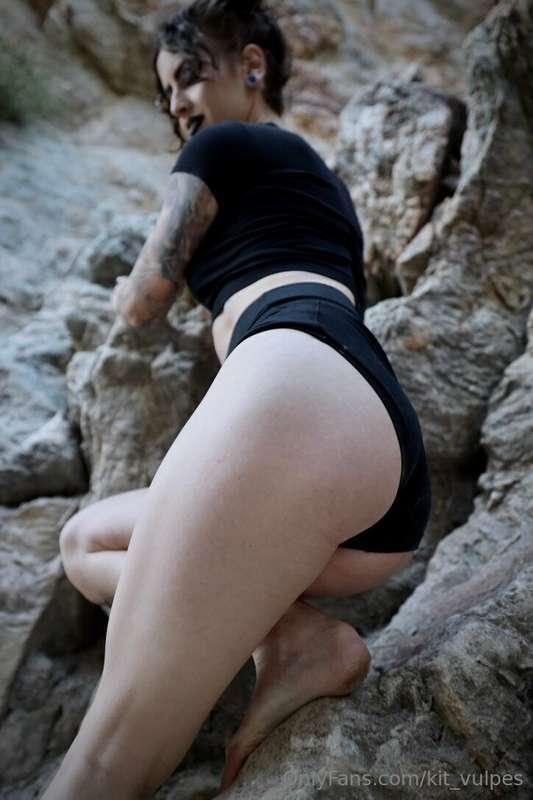 Did you tip the booty $2.22 already?? One last shot to get a..