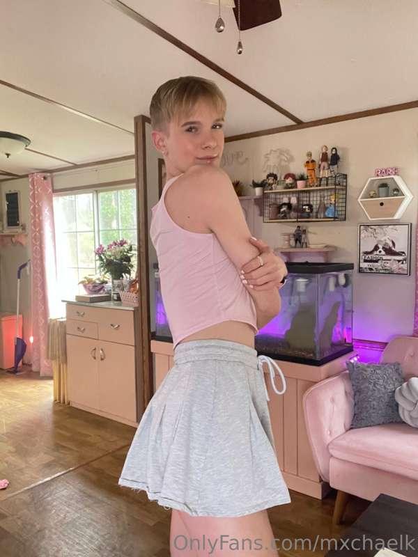 classic skirt pics! without the wig 😉