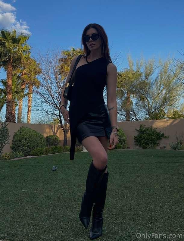 black on black - the only accepted outfit combo to go out 😈
