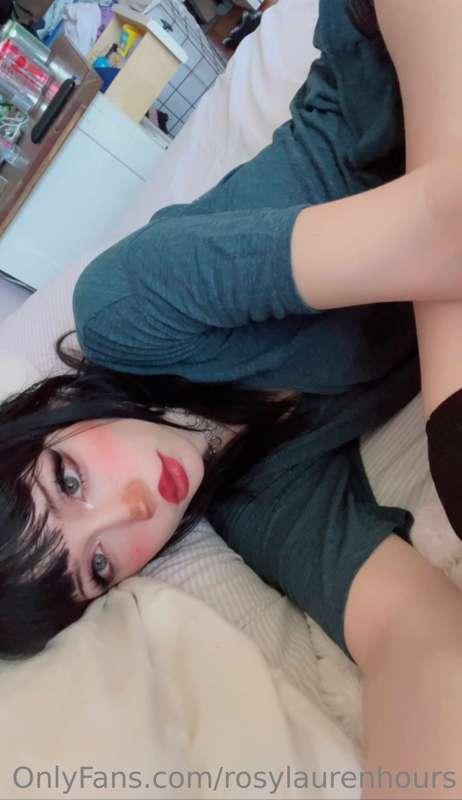 I just want to stay in bed ALL morning🥵