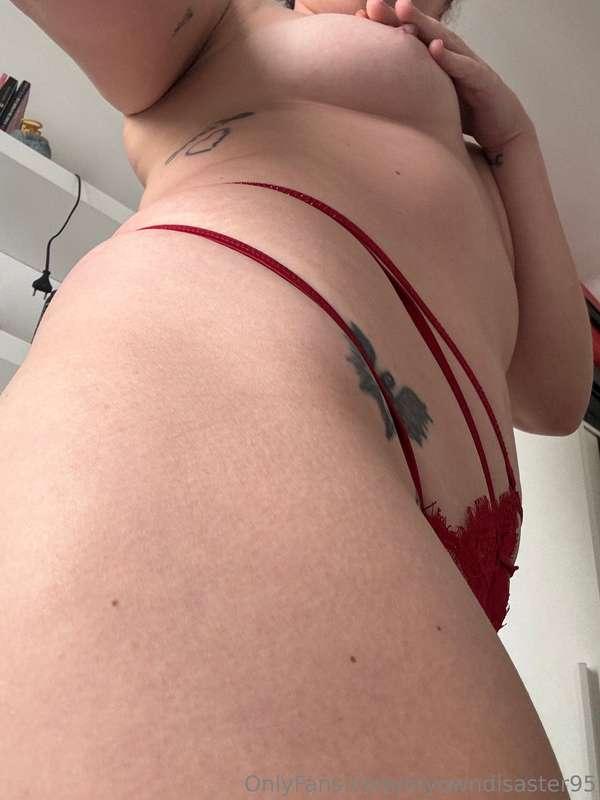 myowndisaster95 image #3