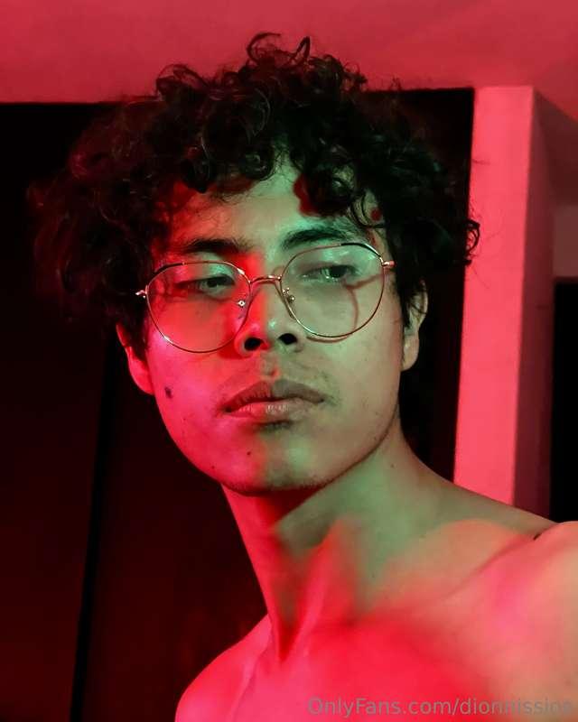 daddy, do you wanna a twink to play? 🫣👀🥵