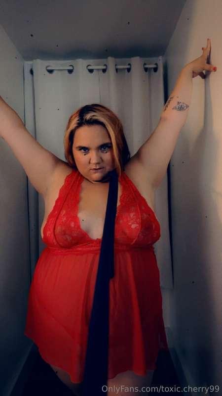 toxic.cherry99 image #0