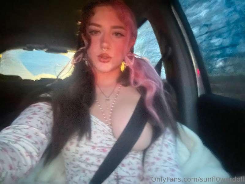 sunfl0werdoll image #2