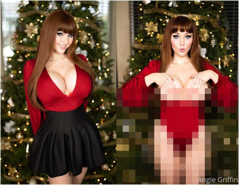 You see the Sales Girl looking your way…..

Can I help you w..