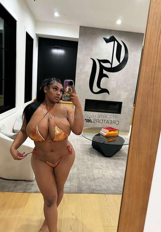 Should I do a squirting live?? Tonight ? 