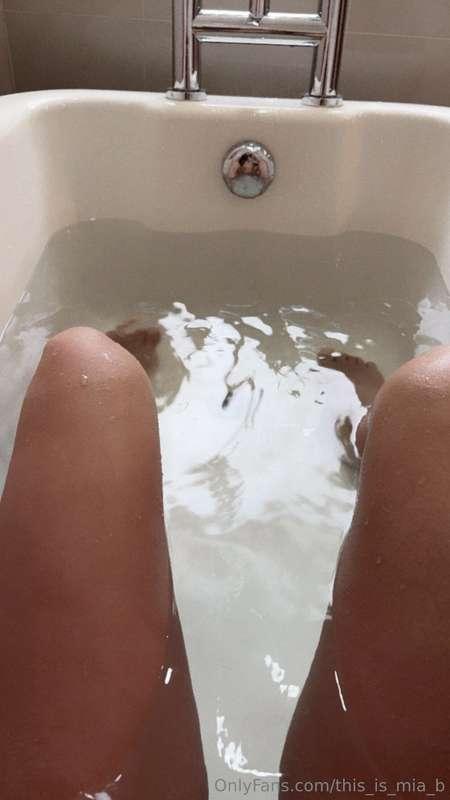 this_is_mia_b main image