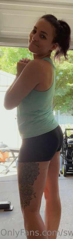 How do you guys like my new exercise shorts?
