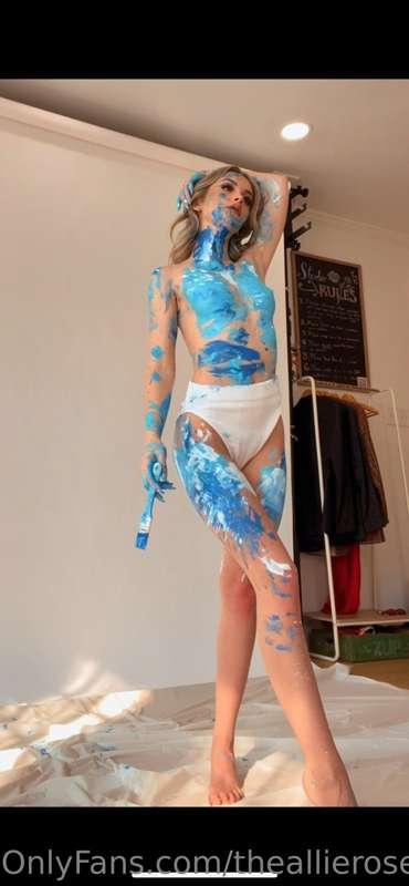 Use your dick to paint me with your milk 💦