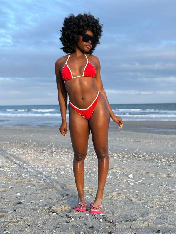 ebonybuttspremium image #1