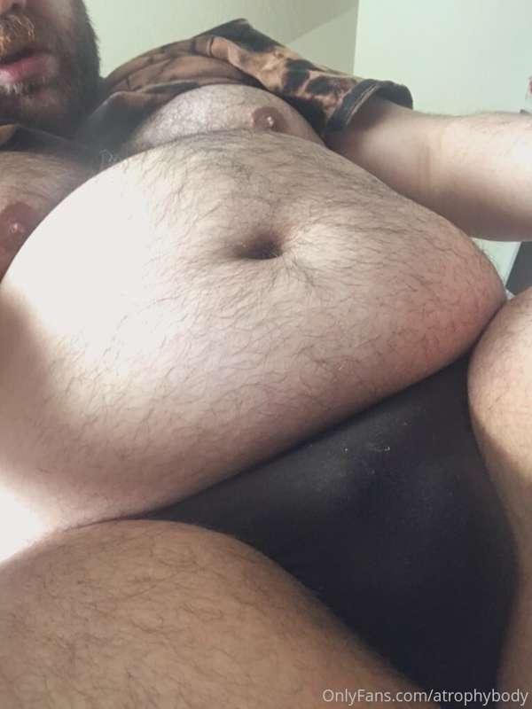 Wanted some pics in my black underwear before I shower. Here..