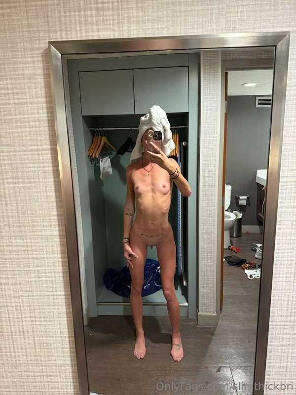 Look at that horny pussy 🥵