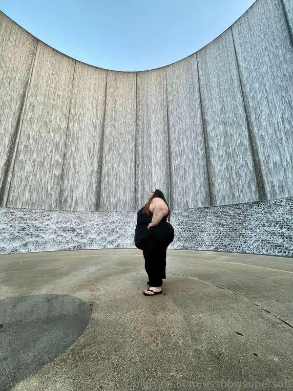 Feeling fat and cute at the Water Wall in downtown Houston, ..