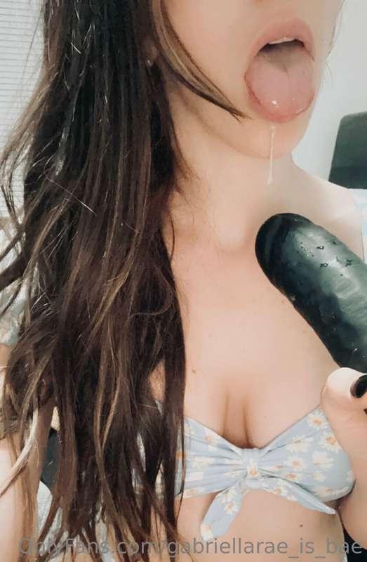 Wish this was your cock🥺