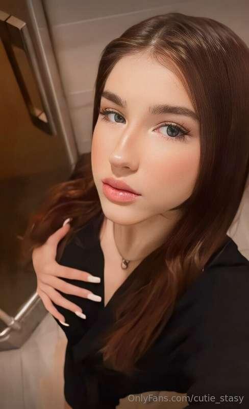 🔥𝗙𝗥𝗘𝗘 𝗢𝗡𝗟𝗬 𝗡𝗢𝗪 🔥 
@vivian_li  ⭐️ My thoughts are only of you..