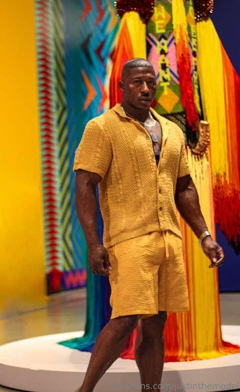 My chocolate skin and the colors for me!New JustinTheModel 