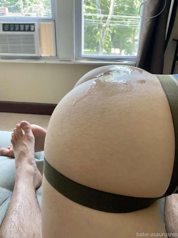 babe_asaurusrex image #0