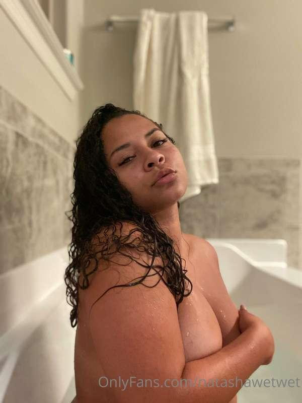 Take a bath with me 💧