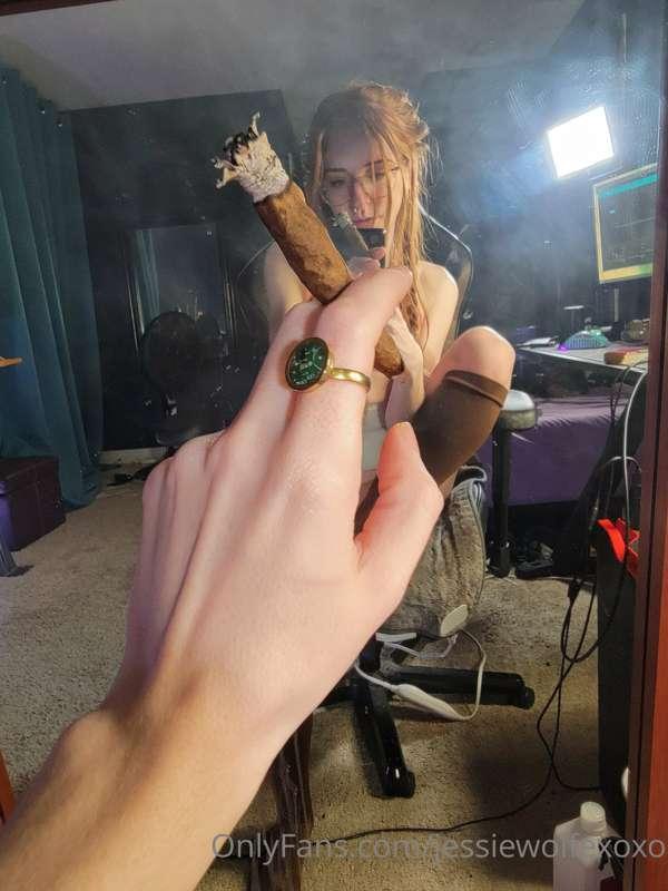 Chad from onlyfans let me know I can, in fact, smoke on here..