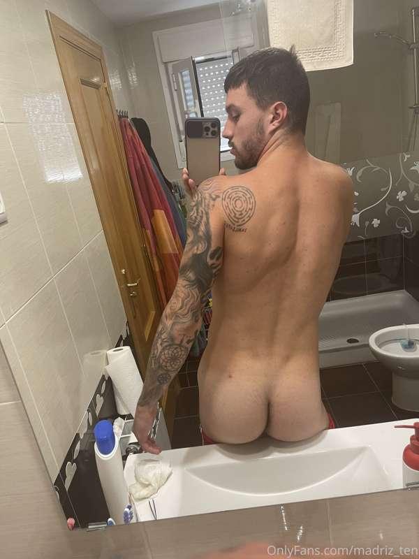 Cock or ass?🤔