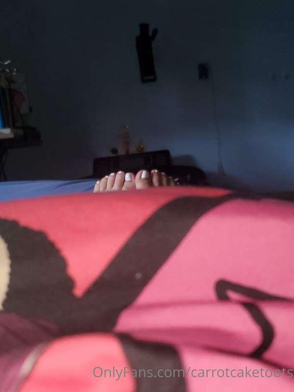 Peak a boo I see you