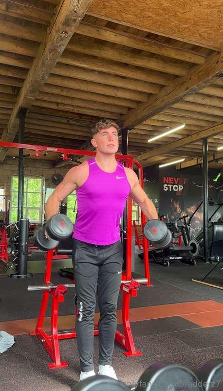 💪
