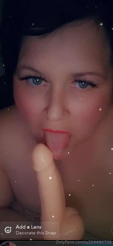 Oh baby. Do u want me to lick this for u? I'm so Horny. Xx