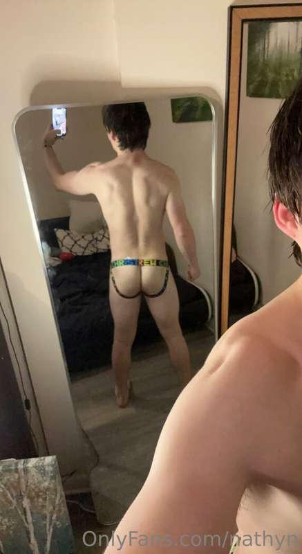 Rate my butt from 1-10