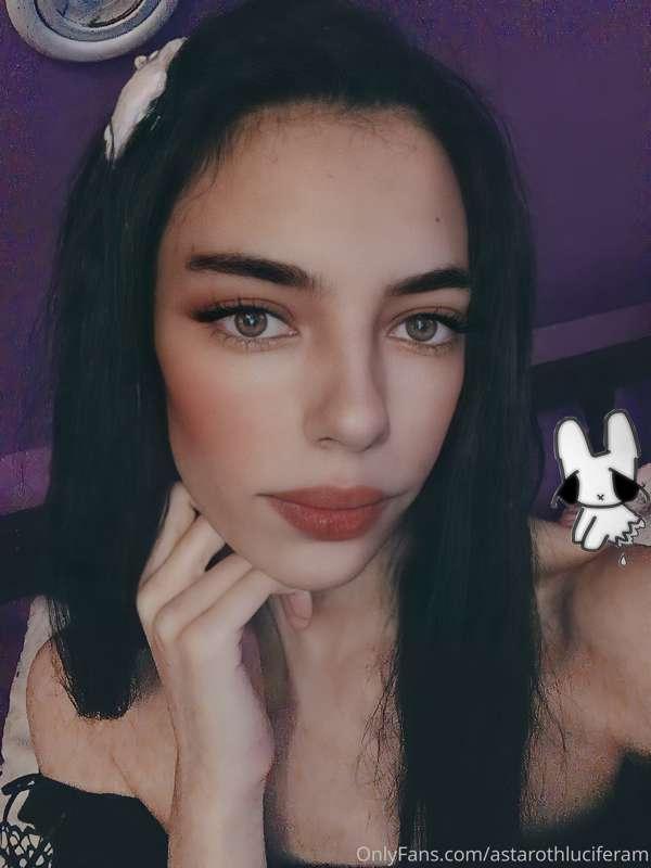 🥀