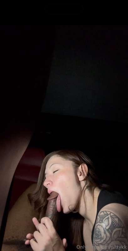 • 5 MINUTE BJ VIDEO INCLUDING CUM SHOT •
  I did such a good..
