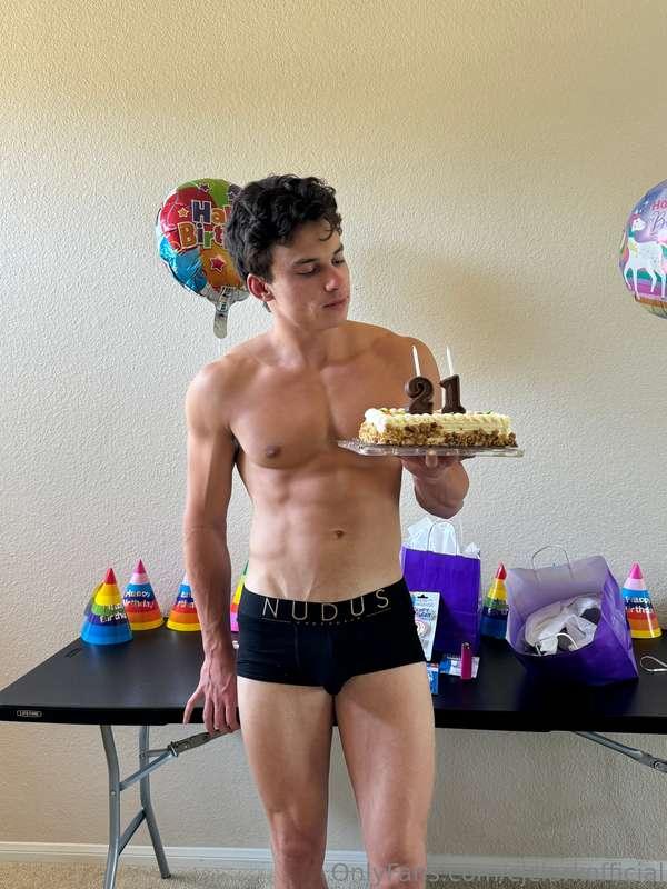 All 20 of my birthday cake photos;)