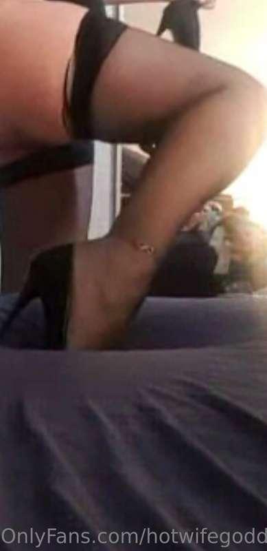 "My husband loves to take shots of me getting ready for a Bu..