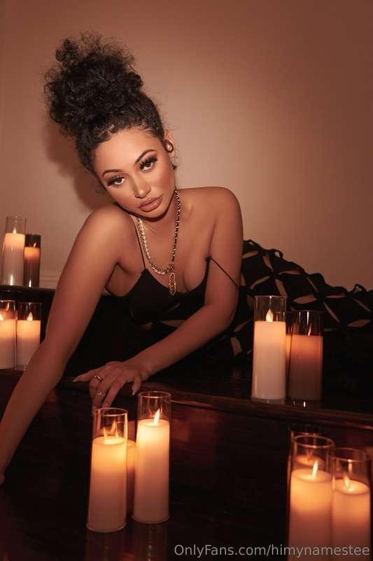 Candles + You + Me = Perfect Night 🍑💦🍆