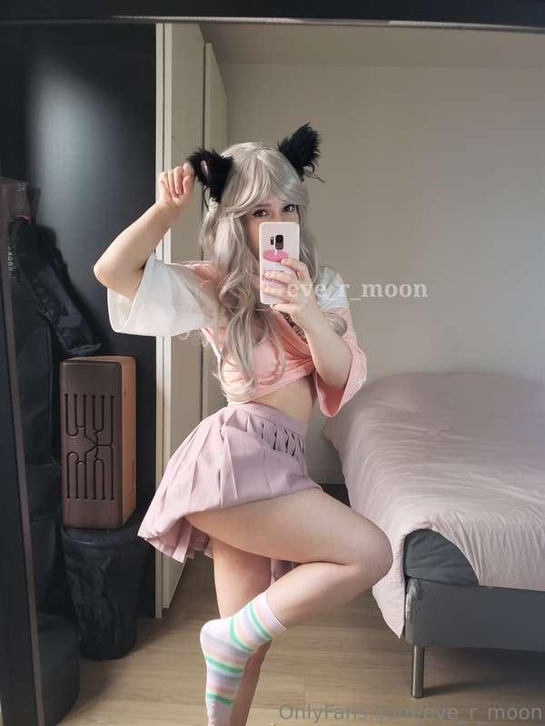 Just me, being a little cute today 😋