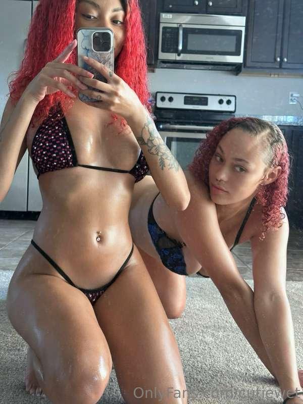 NUDES & MIRROR pics  😍 + soles / feet w face +lingirie