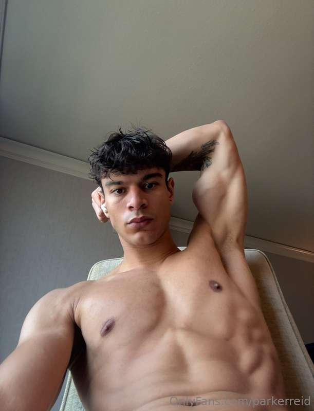 u wanna sniff, don’t you? @parkerreidVIP for more 