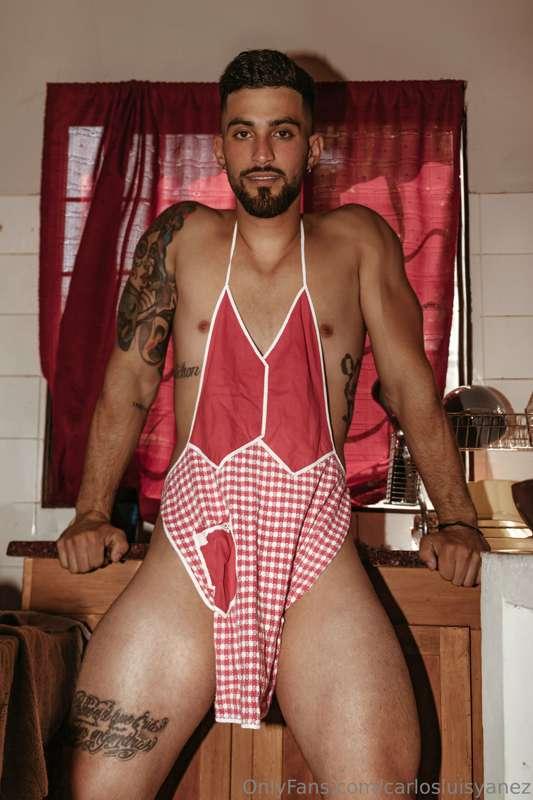 You should take off my apron, it's in my way
