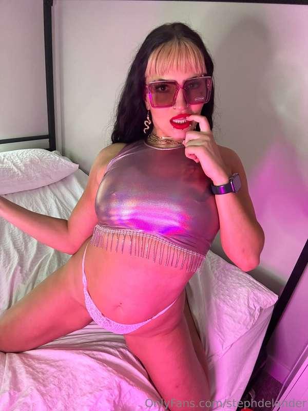 video in this sick outfit in your DMs now bitches