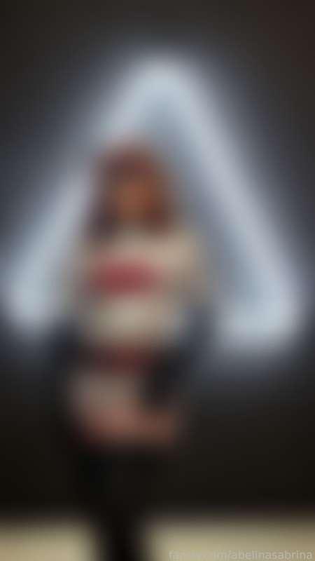 abelinasabrina image #1