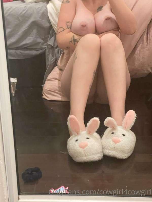 fuck me to sleep in my slippers 🥺 💤