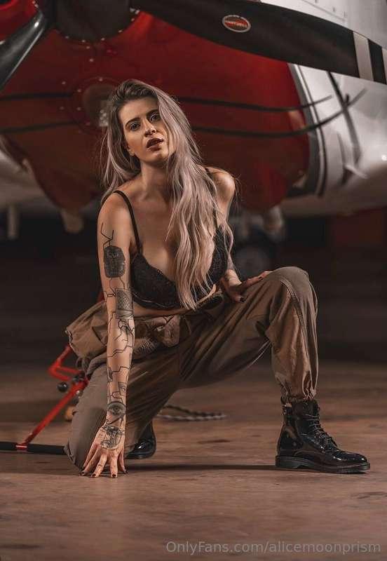 ** ✈️ This hot pilot👩🏼‍✈️is ready to taken off! Jump on boar..
