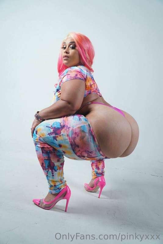 silly girl booty 🍑😋