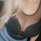 bustyveronica