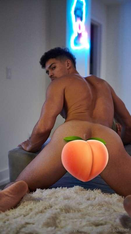 Wanna see the 🍑?
Subscribe to my PREMIUM ACCOUNT, @matt.palm..