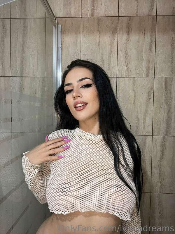 Titty Tuesday! 🍒
Anyone with Re-bill turned on will get to s..