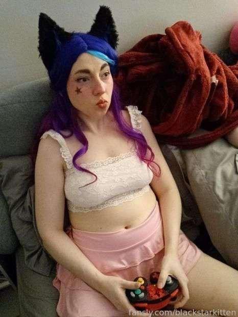 blackstarkitten image #4