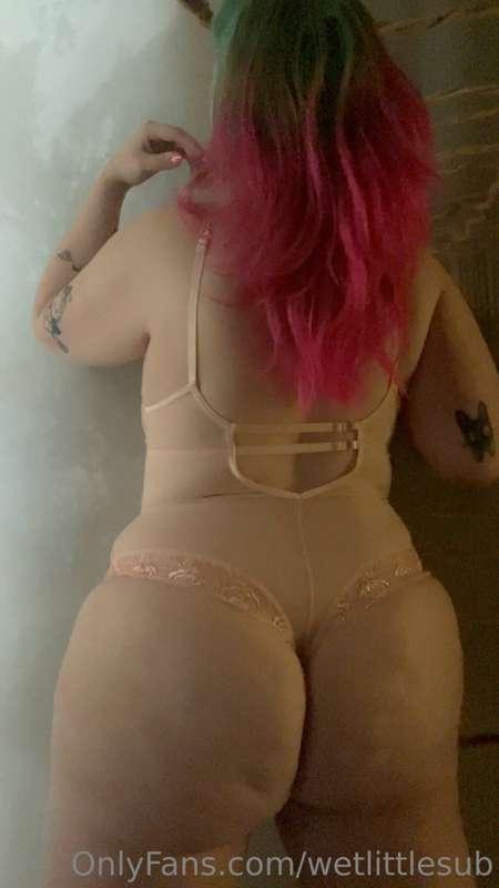 wetlittlesub image #3