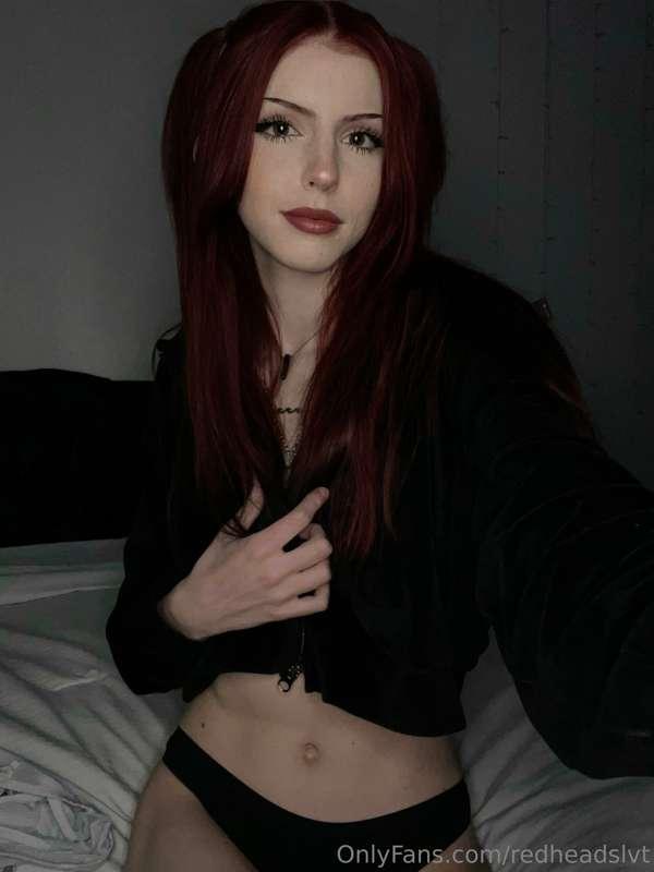 if misa misa and makima were combined: (non-anime nerds igno..